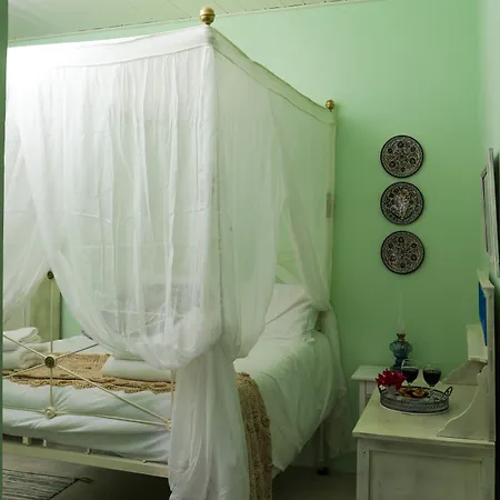 To Konatzi Tis Marikas Tzai Tou Yianni