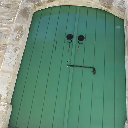 Landhuis To Konatzi Tis Marikas Tzai Tou Yianni *