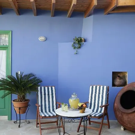 To Konatzi Tis Marikas Tzai Tou Yianni