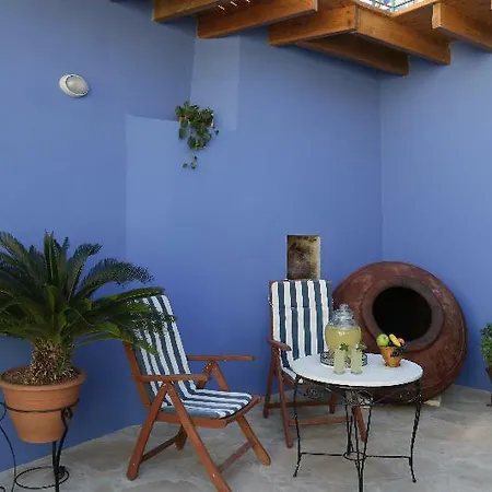 To Konatzi Tis Marikas Tzai Tou Yianni *