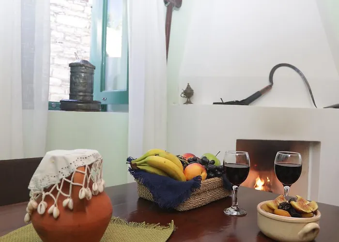 To Konatzi Tis Marikas Tzai Tou Yianni Venkovský dům